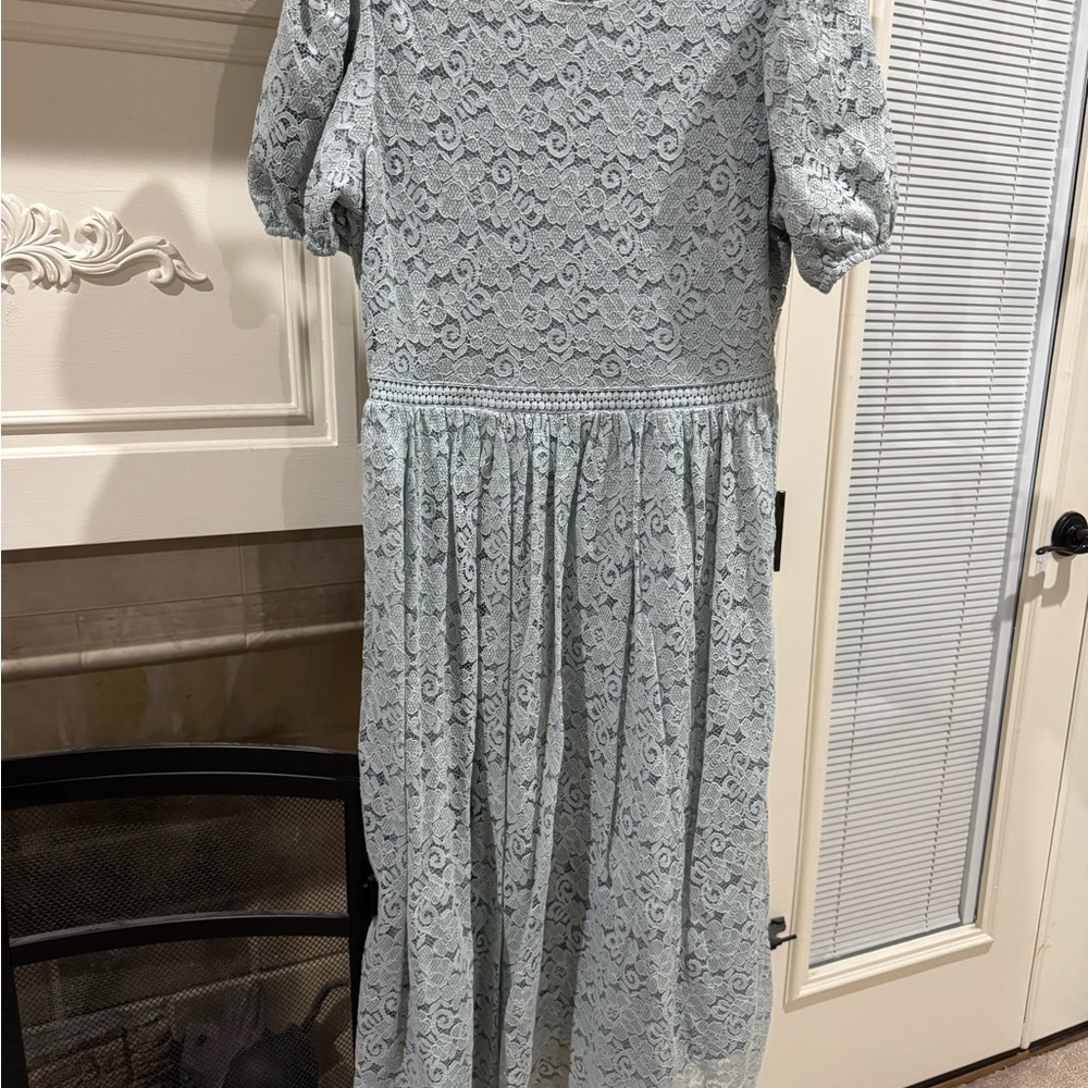 Elegant Lace Dress in Light  blue/ Gray